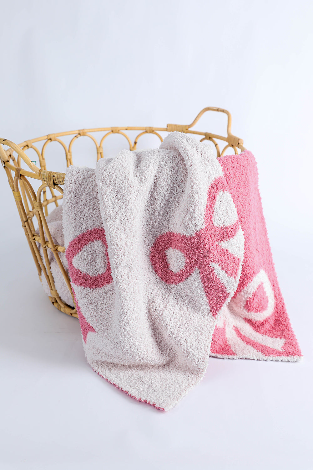 Pink 127*152cm Bow Printed Cozy Soft Throw Blanket