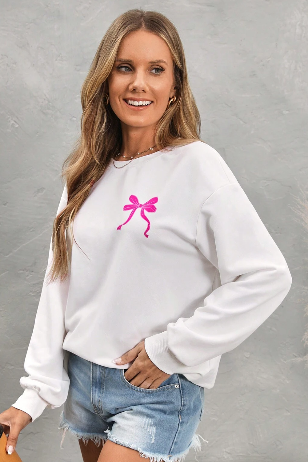 White Bow Graphic Casual Crewneck Sweatshirt